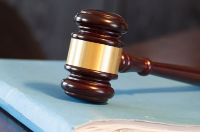 Charles Russell Speechlys hires Headland